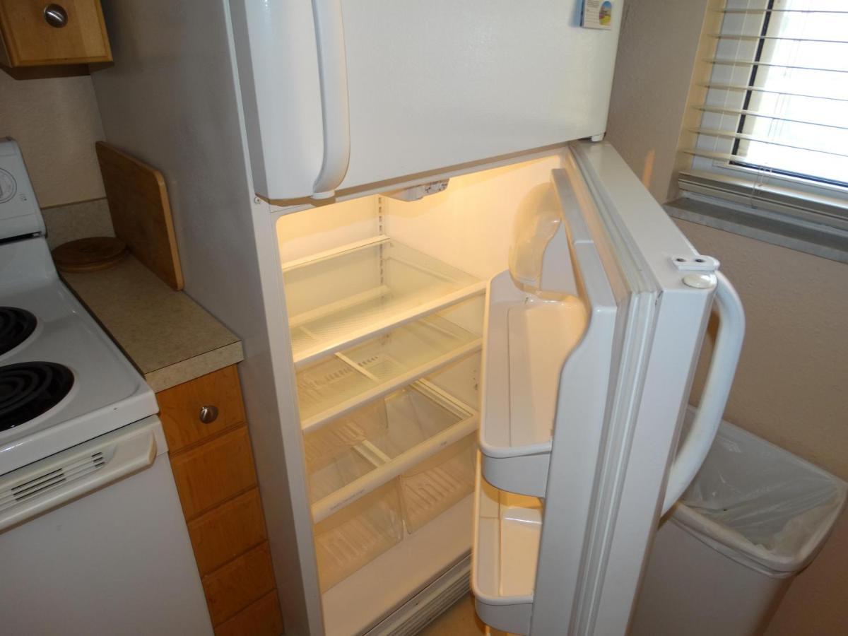 Spanish Main Unit 4- Direct Oceanfront Condo! 코코아비치 외부 사진