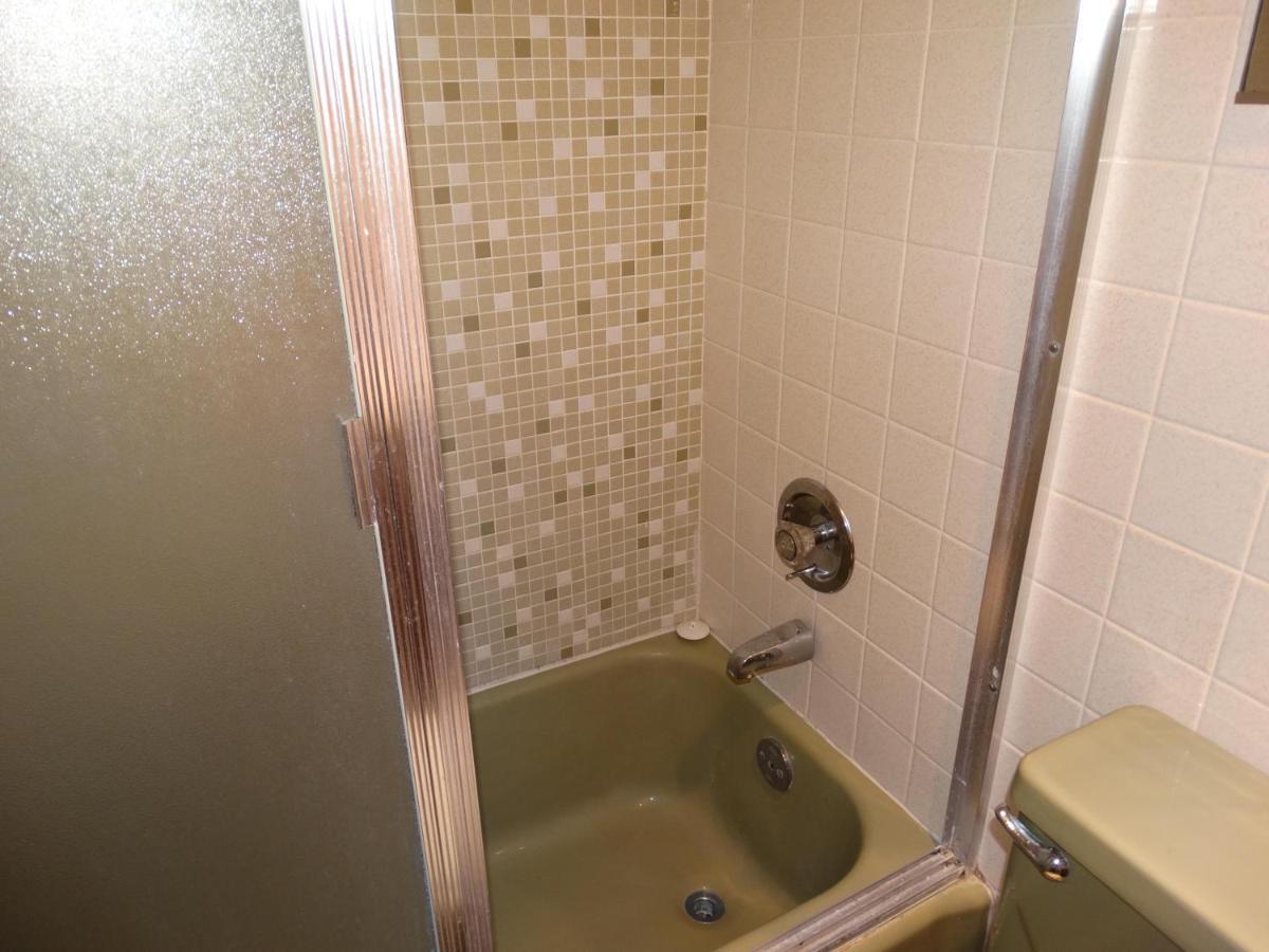 Spanish Main Unit 4- Direct Oceanfront Condo! 코코아비치 외부 사진