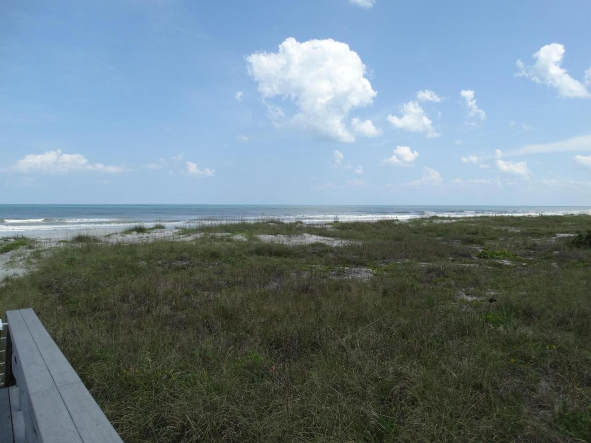 Spanish Main Unit 4- Direct Oceanfront Condo! 코코아비치 외부 사진