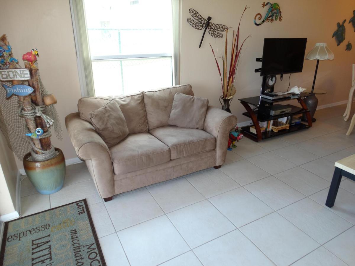 Spanish Main Unit 4- Direct Oceanfront Condo! 코코아비치 외부 사진